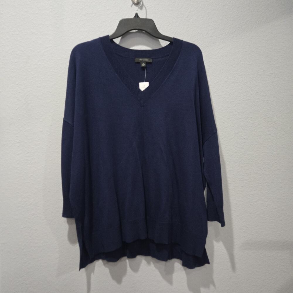 Ann Taylor M Blue V Neck Sweater Minimalist
